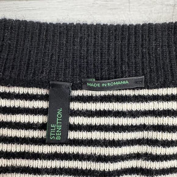 Stile Benetton Wool Blend V-Neck Sweater Women Small Striped Black Grunge Cozy - Picture 7 of 13